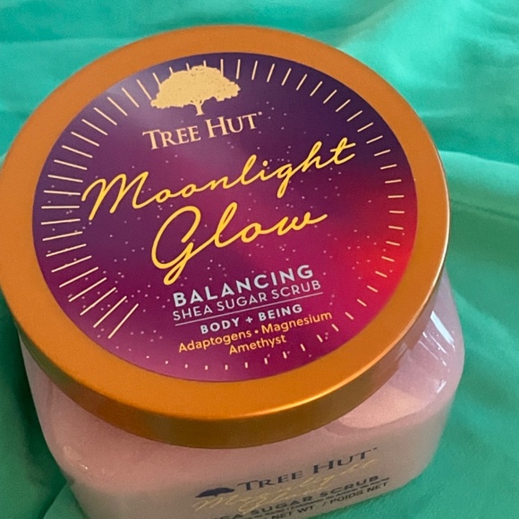 NWT - Tree Hut Sugar Scrub - Moonlight Glow - Picture 2 of 3